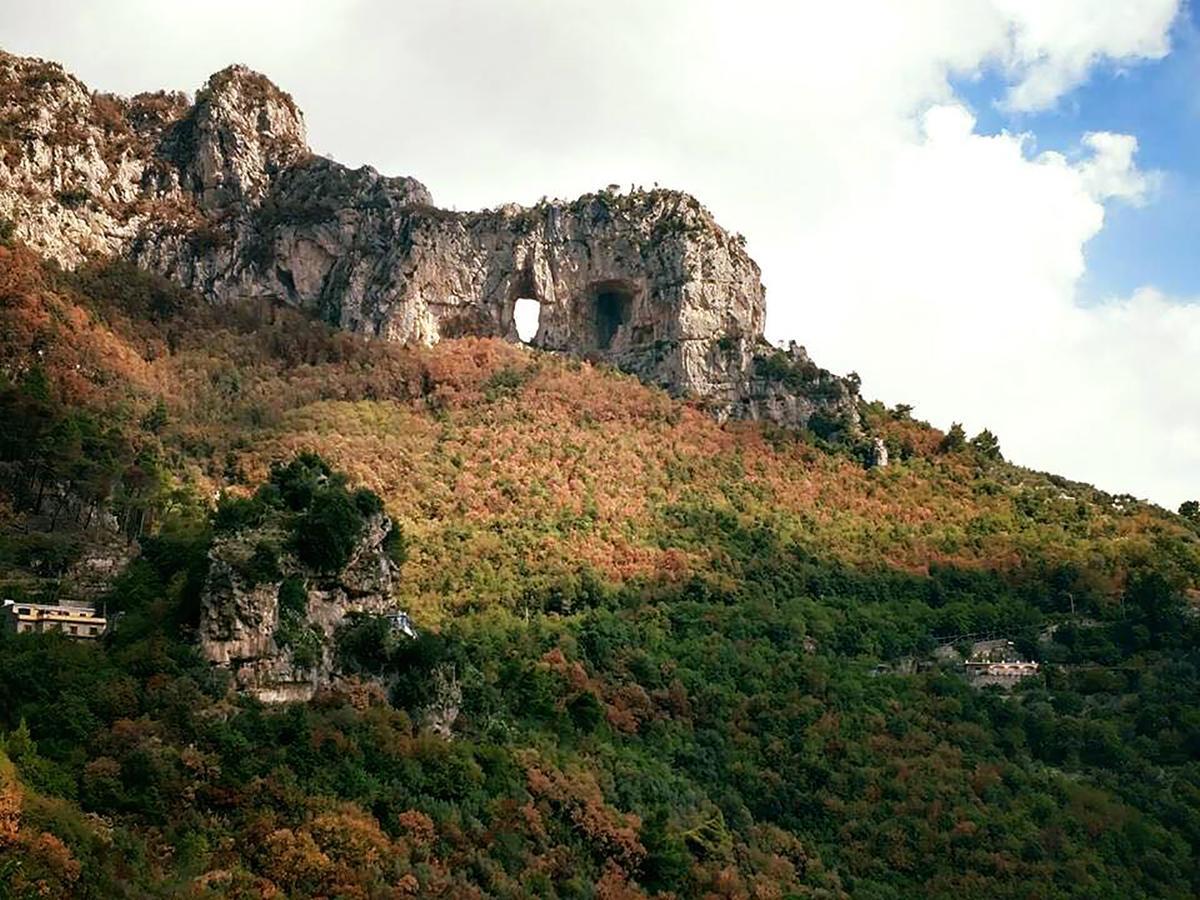 L'Antico Borgo Dei Limoni Bed & Breakfast Amalfi Bagian luar foto